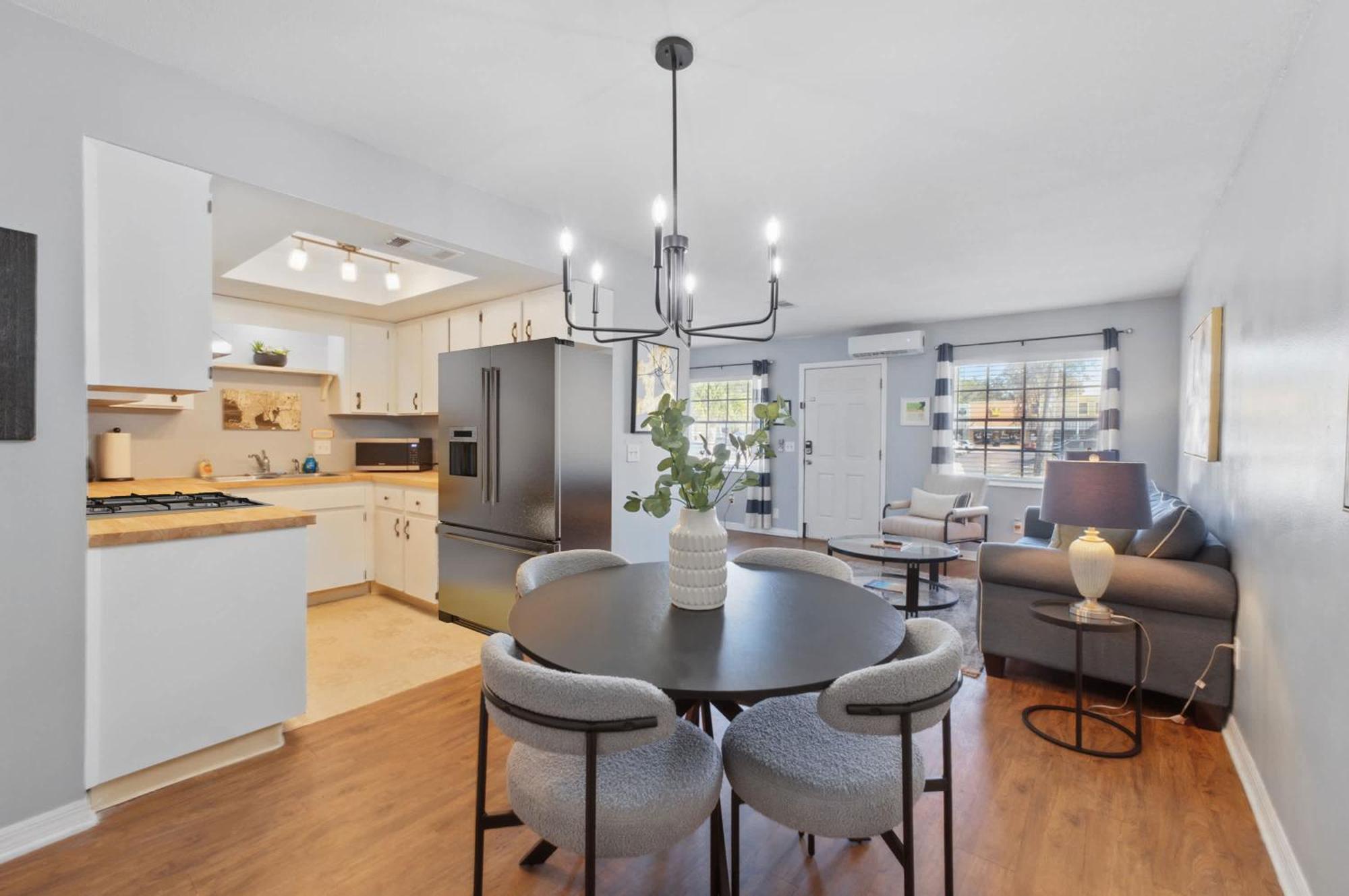 Alberts Abode Prime Brandon Location Walkable Экстерьер фото